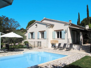 Holiday Home Le Clos des Oliviers - CAE140